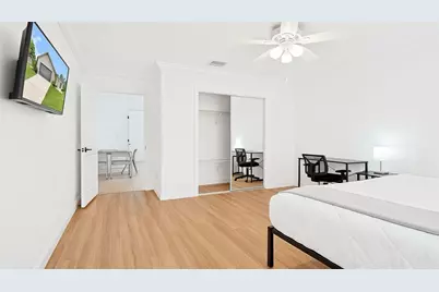 468 SW Prado Avenue, Port Saint Lucie, FL 34983 - Photo 5