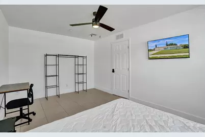 468 SW Prado Avenue, Port Saint Lucie, FL 34983 - Photo 17