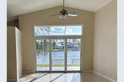 12179 Sunset Point Circle, Wellington, FL 33414 - Photo 13
