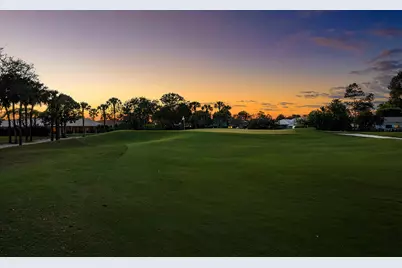 413 S Country Club Drive, Atlantis, FL 33462 - Photo 41