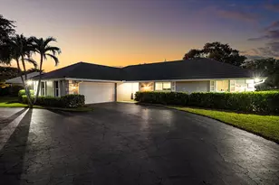 413 S Country Club Dr, Atlantis, FL 33462 - Photo 11