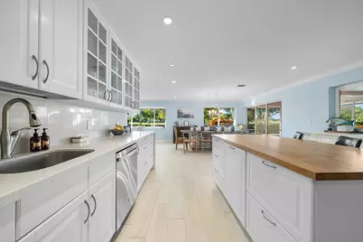 413 S Country Club Drive, Atlantis, FL 33462 - Photo 17