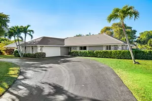 413 S Country Club Dr, Atlantis, FL 33462 - Photo 7