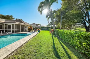 413 S Country Club Dr, Atlantis, FL 33462 - Photo 45