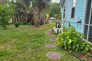 520 Tumblin Kling Rd, Fort Pierce, FL 34982 - Photo 5