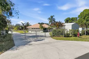 1100 Fleetwood Ln, Fort Pierce, FL 34982 - Photo 33