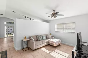 6680 Green Island Cir, Lake Worth, FL 33463 - Photo 5