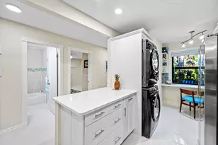 2016 SW 29th Ct, Delray Beach, FL 33445 - Photo 11