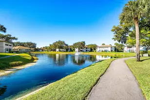 2016 SW 29th Ct, Delray Beach, FL 33445 - Photo 3