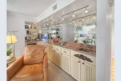 3400 Twin Lakes Terrace #201, Fort Pierce, FL 34951 - Photo 9