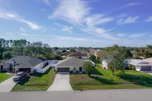 1432 SW Leisure Ln, Port Saint Lucie, FL 34953 - Photo 31