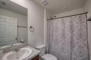 1432 SW Leisure Ln, Port Saint Lucie, FL 34953 - Photo 21