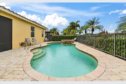 10699 Ivanhoe Lane, Wellington, FL 33414 - Photo 37
