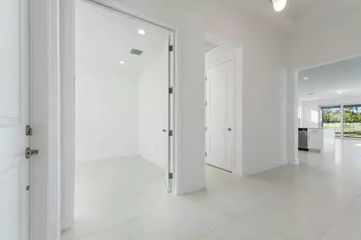 14225 SW Waterfall Lane, Port Saint Lucie, FL 34987 - Photo 7