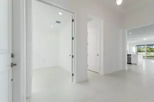 14225 SW Waterfall Ln, Port Saint Lucie, FL 34987 - Photo 7