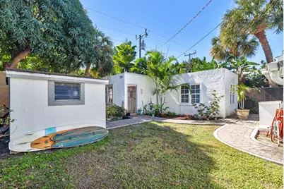 324 Pilgrim Road, West Palm Beach, FL 33405 - Photo 15