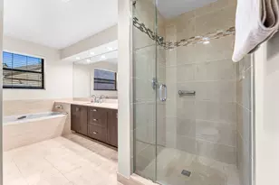 37 Clubhouse Ln, Boynton Beach, FL 33436 - Photo 27