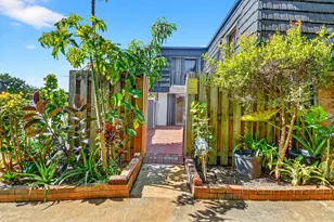 136 Woodland Rd, Lake Worth Beach, FL 33461 - Photo 3