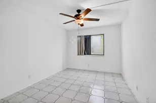 136 Woodland Rd, Palm Springs, FL 33461 - Photo 33