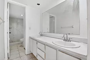 136 Woodland Rd, Palm Springs, FL 33461 - Photo 27