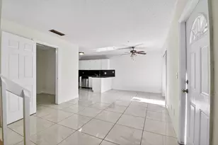 136 Woodland Rd, Palm Springs, FL 33461 - Photo 5