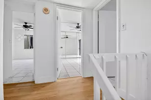 136 Woodland Rd, Palm Springs, FL 33461 - Photo 23