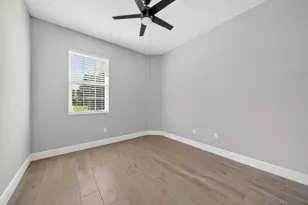 2017 SW Justison Ave, Port Saint Lucie, FL 34953 - Photo 17