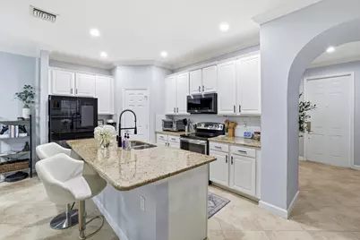 10457 Wellington Parc Drive, Wellington, FL 33449 - Photo 7