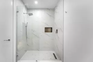 220 Lake Shore Dr, Lake Park, FL 33403 - Photo 21