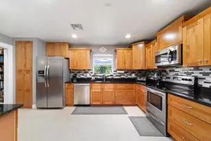 1045 Raintree Ln, Wellington, FL 33414 - Photo 7