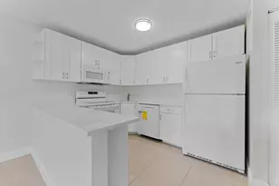 537 Shady Pine Way, Greenacres, FL 33415 - Photo 13