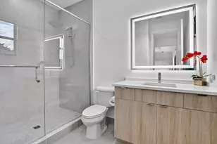 8366 Essex Country Clb Dr, Boca Raton, FL 33434 - Photo 45