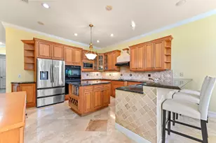 8817 SE Compass Island Way, Jupiter, FL 33458 - Photo 13