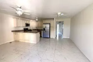 42 Sussex B, West Palm Beach, FL 33417 - Photo 3