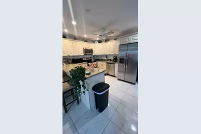 42 Sussex B, West Palm Beach, FL 33417 - Photo 5