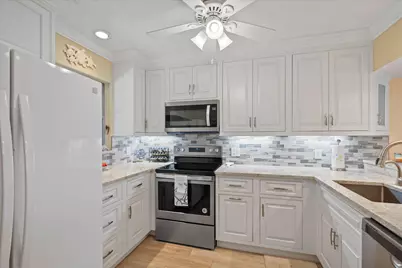 1550 NE Ocean Boulevard #A305, Stuart, FL 34996 - Photo 11