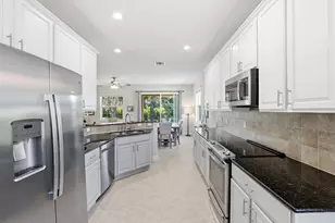 10684 Ivanhoe Ln, Wellington, FL 33414 - Photo 11