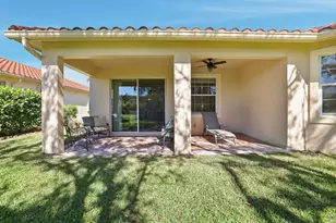 10684 Ivanhoe Ln, Wellington, FL 33414 - Photo 21