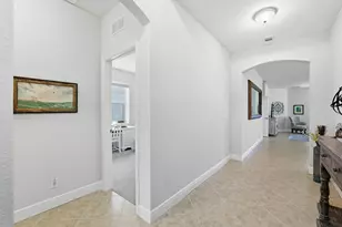 10684 Ivanhoe Ln, Wellington, FL 33414 - Photo 5