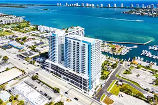 220 Lake Shore Dr, Lake Park, FL 33403 - Photo 5