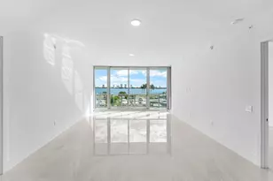 220 Lake Shore Dr, Lake Park, FL 33403 - Photo 9