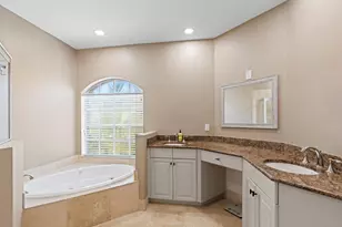 230 NE 69th Cir, Boca Raton, FL 33487 - Photo 15