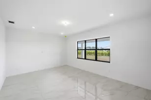 10140 Royal Ascot Ave, Lake Worth, FL 33449 - Photo 7