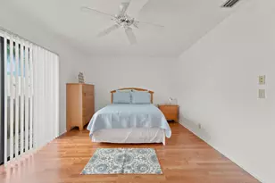 4413 Woodstock Dr, West Palm Beach, FL 33409 - Photo 15