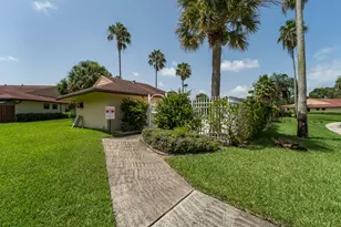 4413 Woodstock Dr, West Palm Beach, FL 33409 - Photo 31