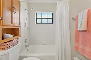 4413 Woodstock Dr, West Palm Beach, FL 33409 - Photo 21