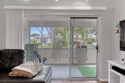 553 Covered Bridge Boulevard, Lake Worth, FL 33467 - Photo 11