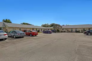 553 Covered Bridge Blvd, Lake Worth, FL 33467 - Photo 3