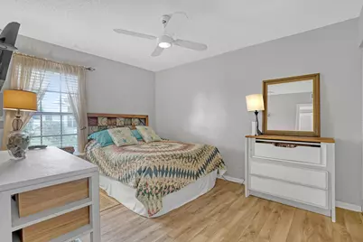 553 Covered Bridge Boulevard, Lake Worth, FL 33467 - Photo 15