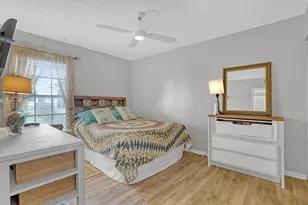 553 Covered Bridge Blvd, Lake Worth, FL 33467 - Photo 15